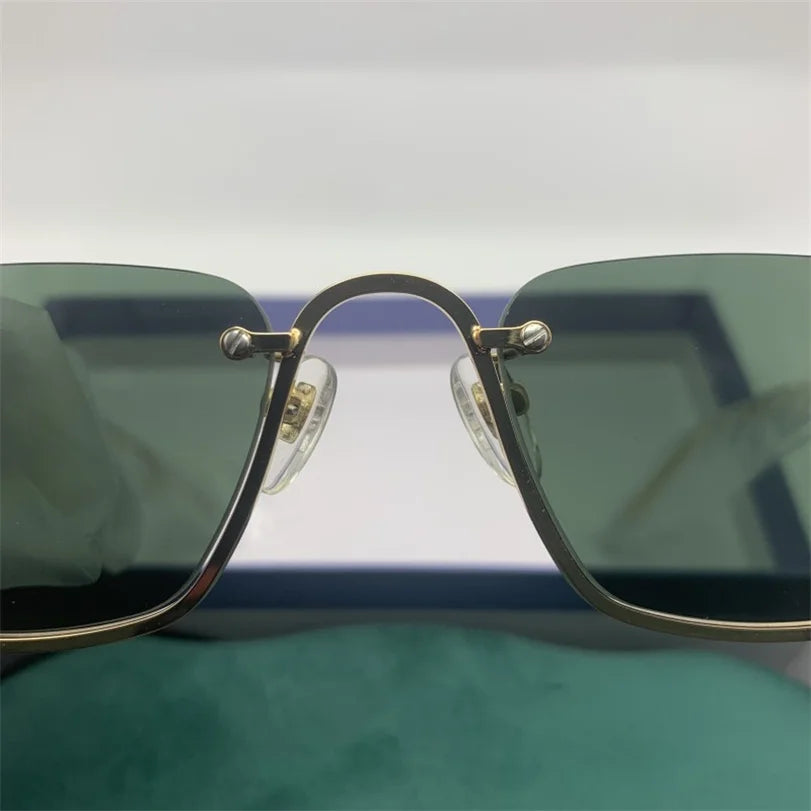 Hot Selling Semi Infinite Fashion New Women's Strange And Sexy Little Sunglasses, Brand Designer Punk Girl's Sunglasses UV400