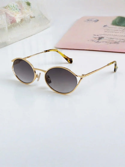 Luxury Women Metal Sunglasses Brand Designer Half-Frame Diamond-Shaped Eyeware Ladies Summer Travelling Beach For Sun Glasses
